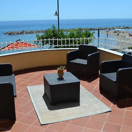 Ca' De Gino Apartamento Santo Stefano al Mare