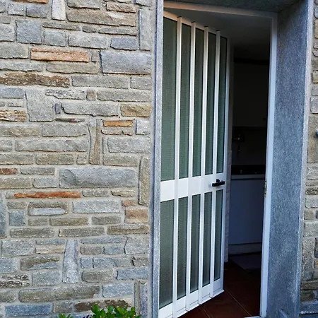 Ca' De Gino Apartment *
